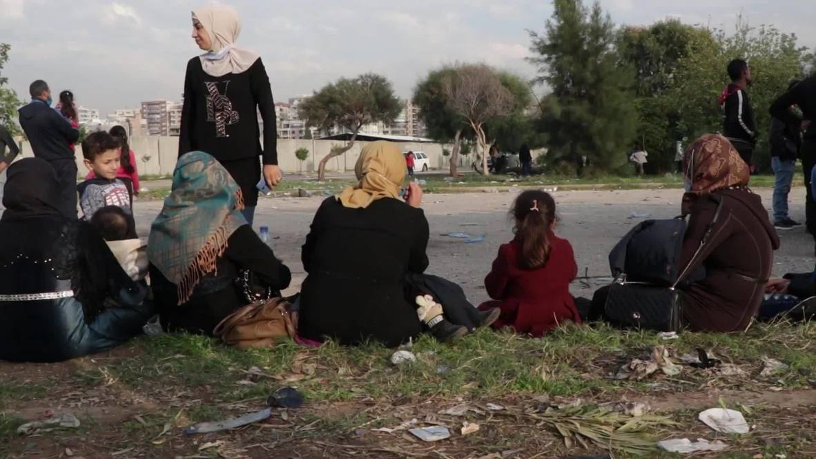 لبنان: عشرات اللاجئين السوريين الخارجين من بشرّي يتظاهرون أمام مقر المفوضية الأممية لشؤون اللاجئين في طرابلس