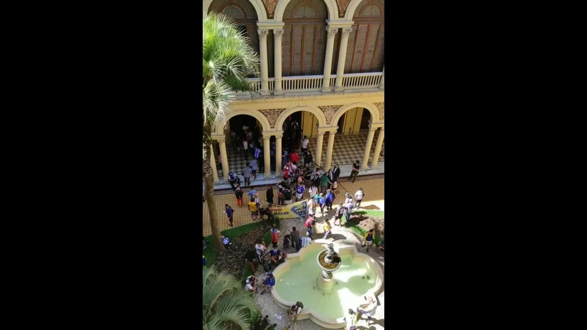 Argentina: Caos en la Casa Rosada obliga a la suspensión del velatorio de Maradona
