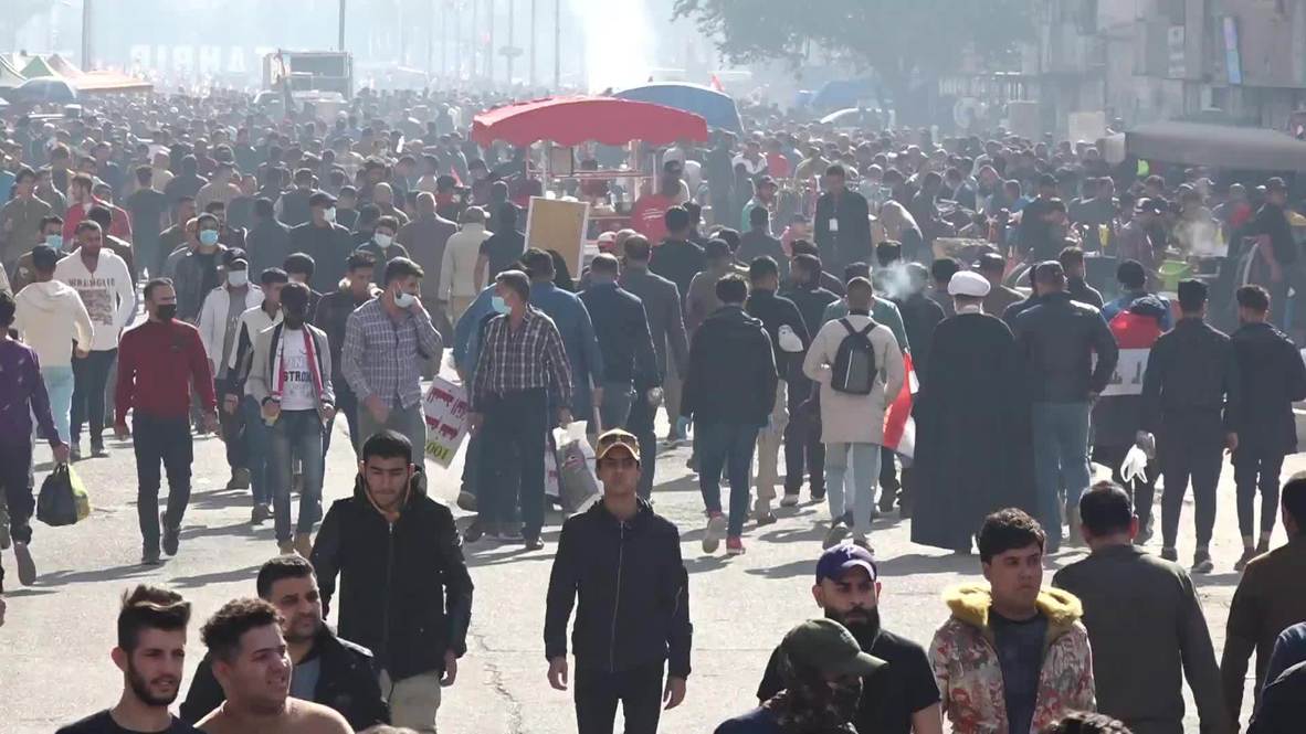 Iraq: Thousands of Sadrist Movement supporters demonstrate in Baghdad's Tahrir Square