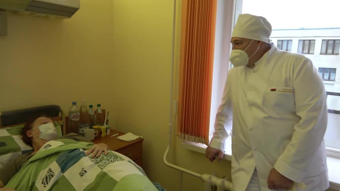 Belarus: Lukashenko visits COVID-19 red zone in Minsk hospital