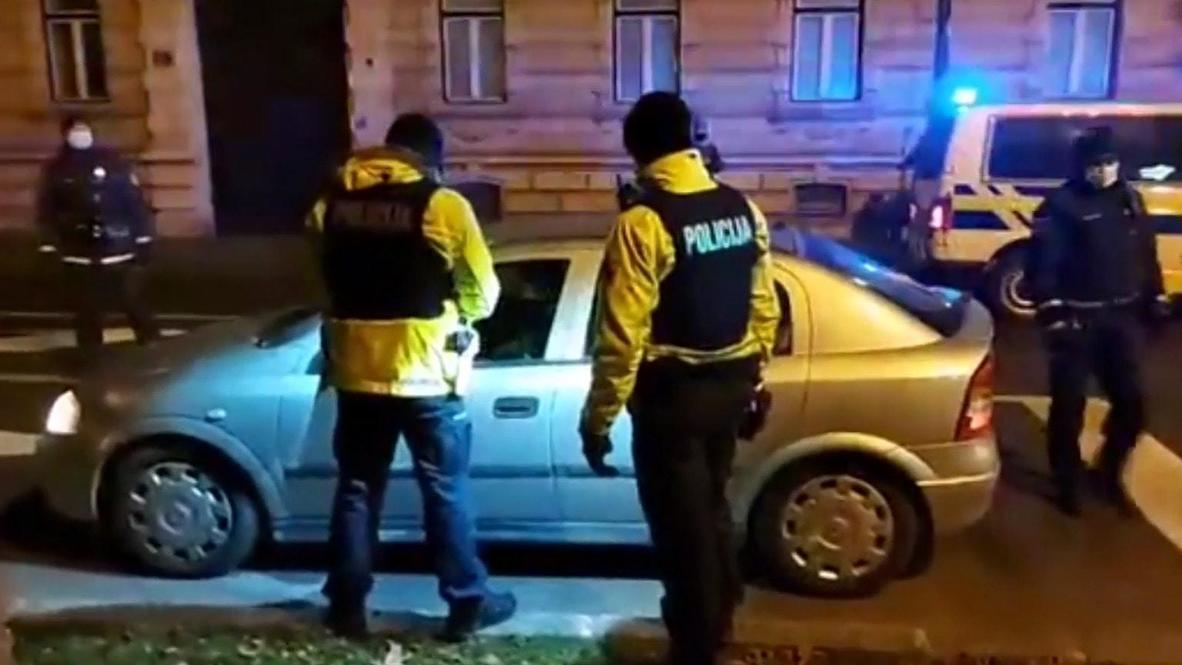 Slovenia: Honking cars drive through Ljubljana in anti-govt protest
