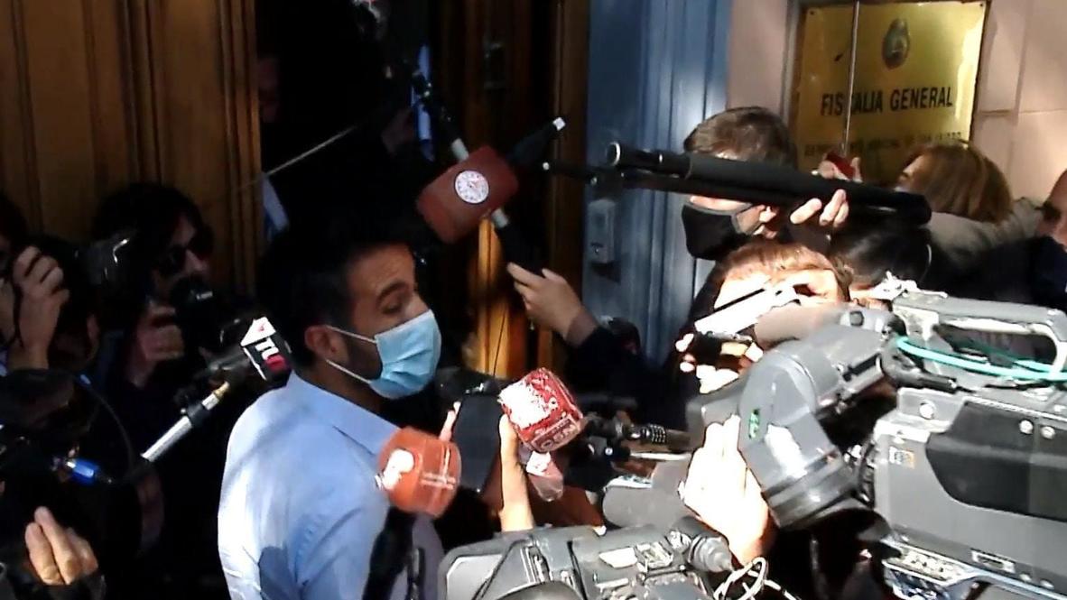 Argentina: Maradona's doctor voluntarily goes to prosecutor’s office to testify