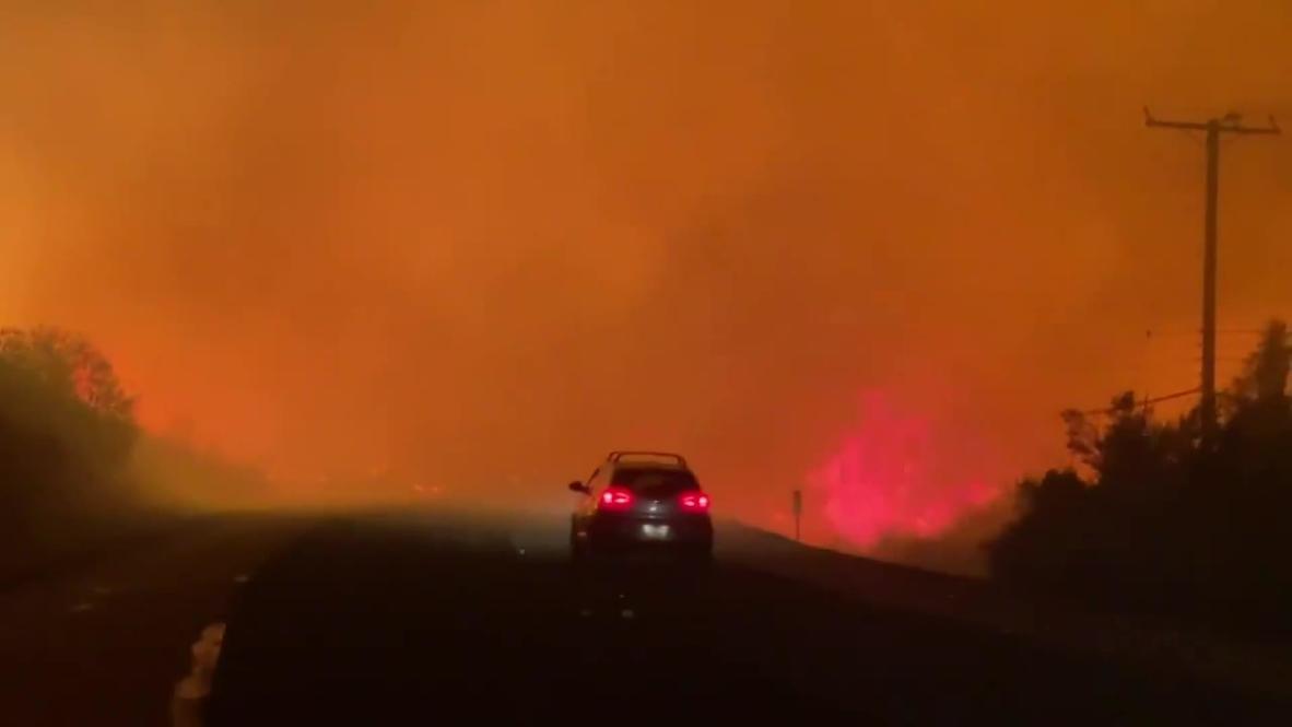 USA: Bond fire rages on in Orange County as thousands evacuated