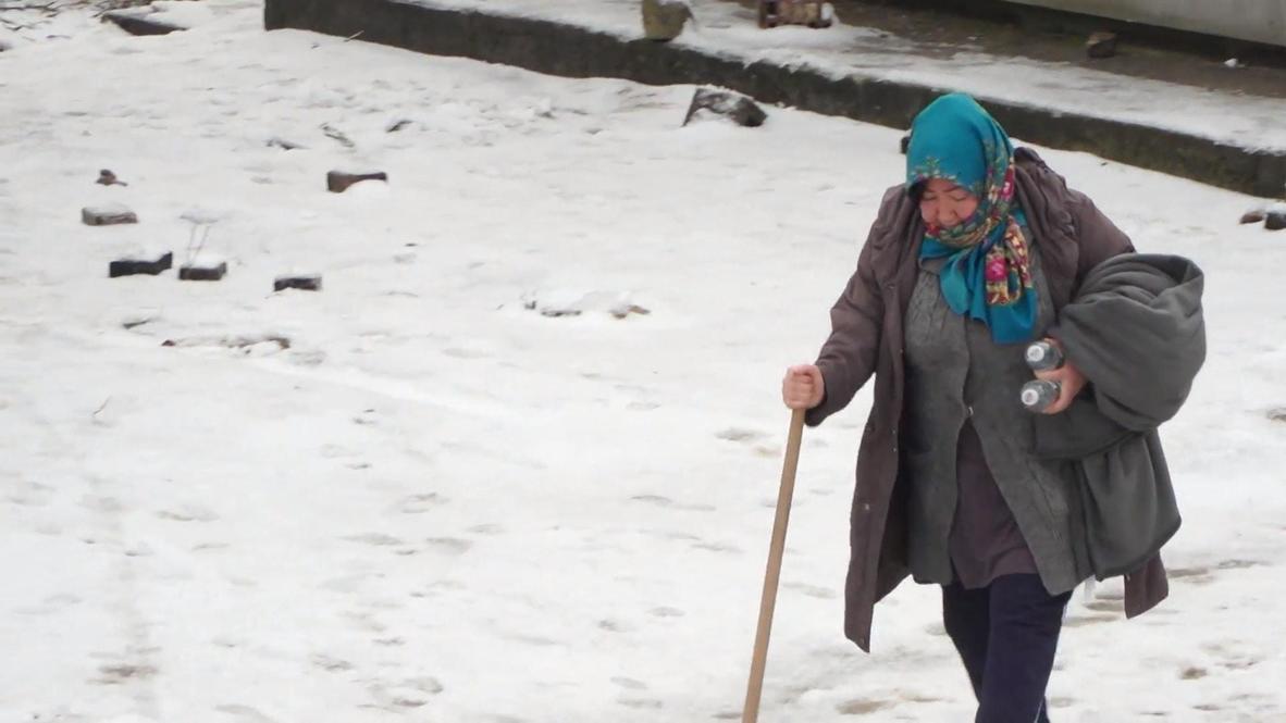 Bosnia and Herzegovina: Migrants relocated from temporary homes in Bosanska Bojna near Croatian border