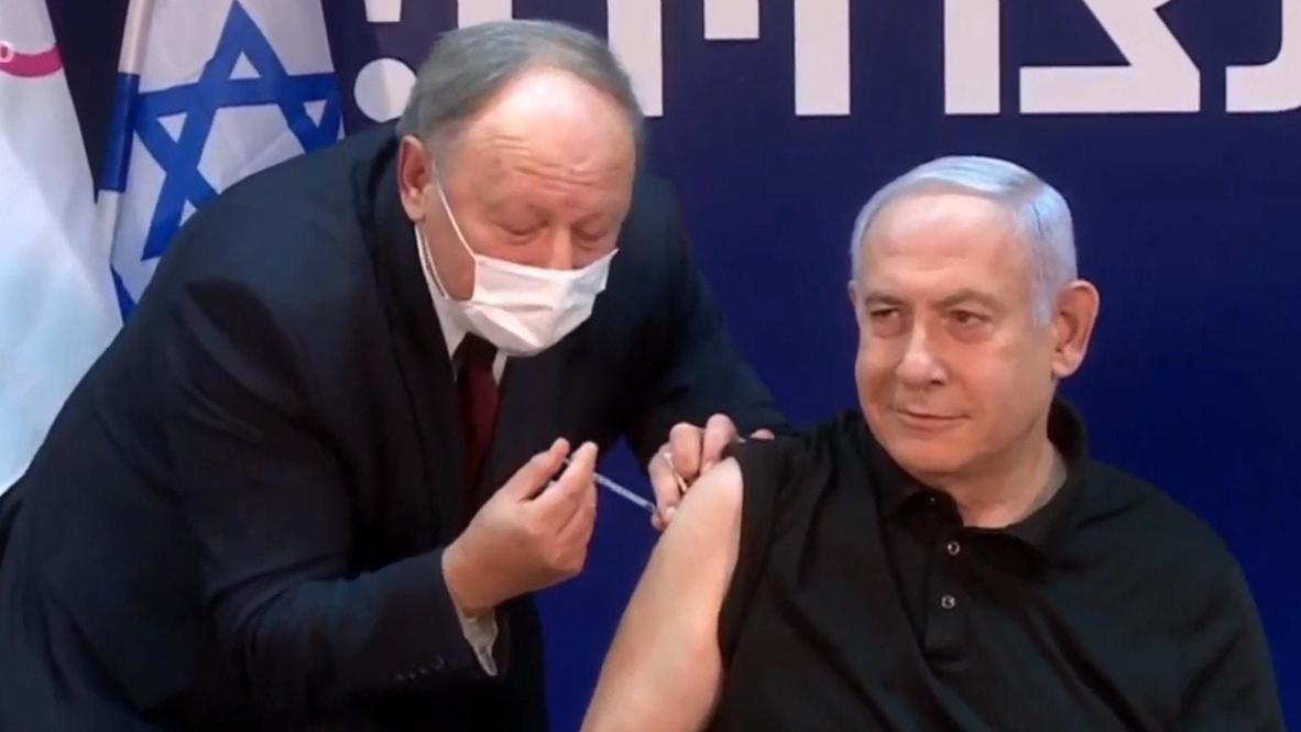 Israel: Benjamin Netanyahu se convierte en el primer israelí en recibir la vacuna contra el covid