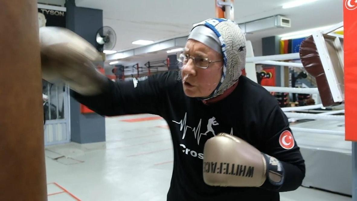 Muhammad Aunty! 74-year-old grandma in Turkey beats Parkinson's in the boxing ring