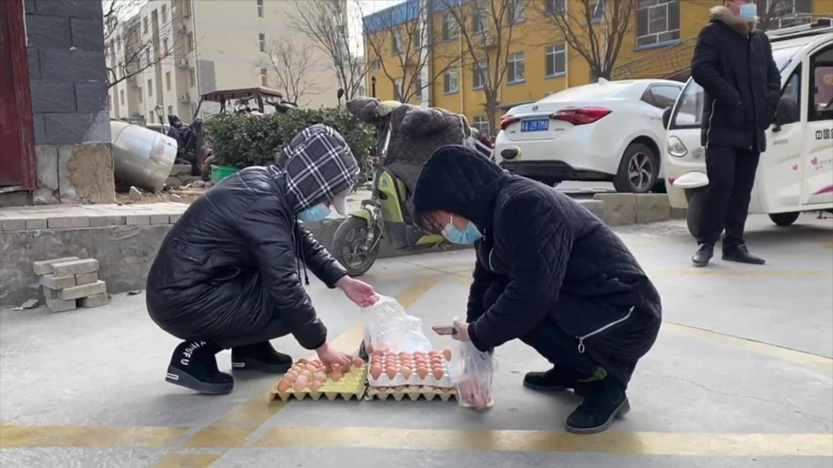 China: Residents stock up on groceries amid lockdown in Shijiazhuang
