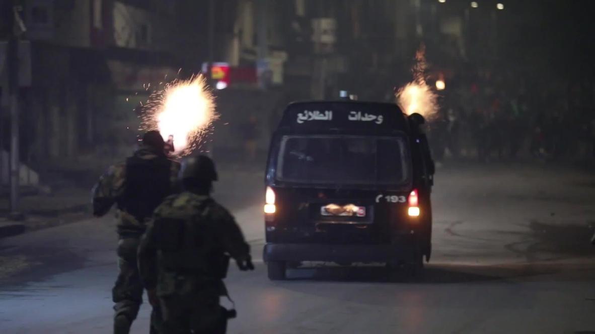 تونس: إطلاق الغاز المسيل للدموع وخراطيم المياه في الليلة الرابعة على التوالي من الاحتجاجات وأعمال الشغب