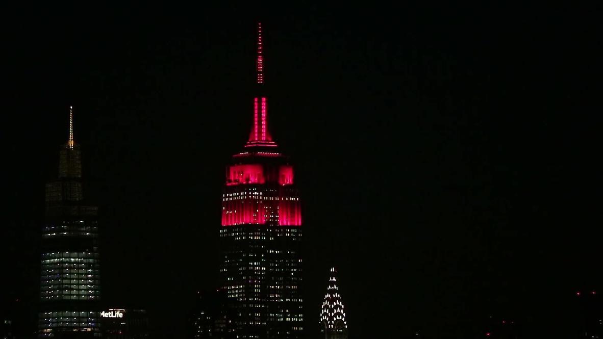 USA: Empire State Building flashes red 'heartbeat' to honour COVID victims