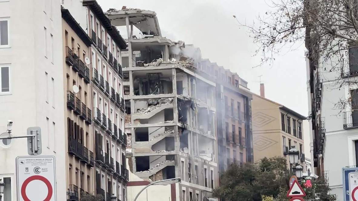 España: Potente explosión destruye un edificio en Madrid