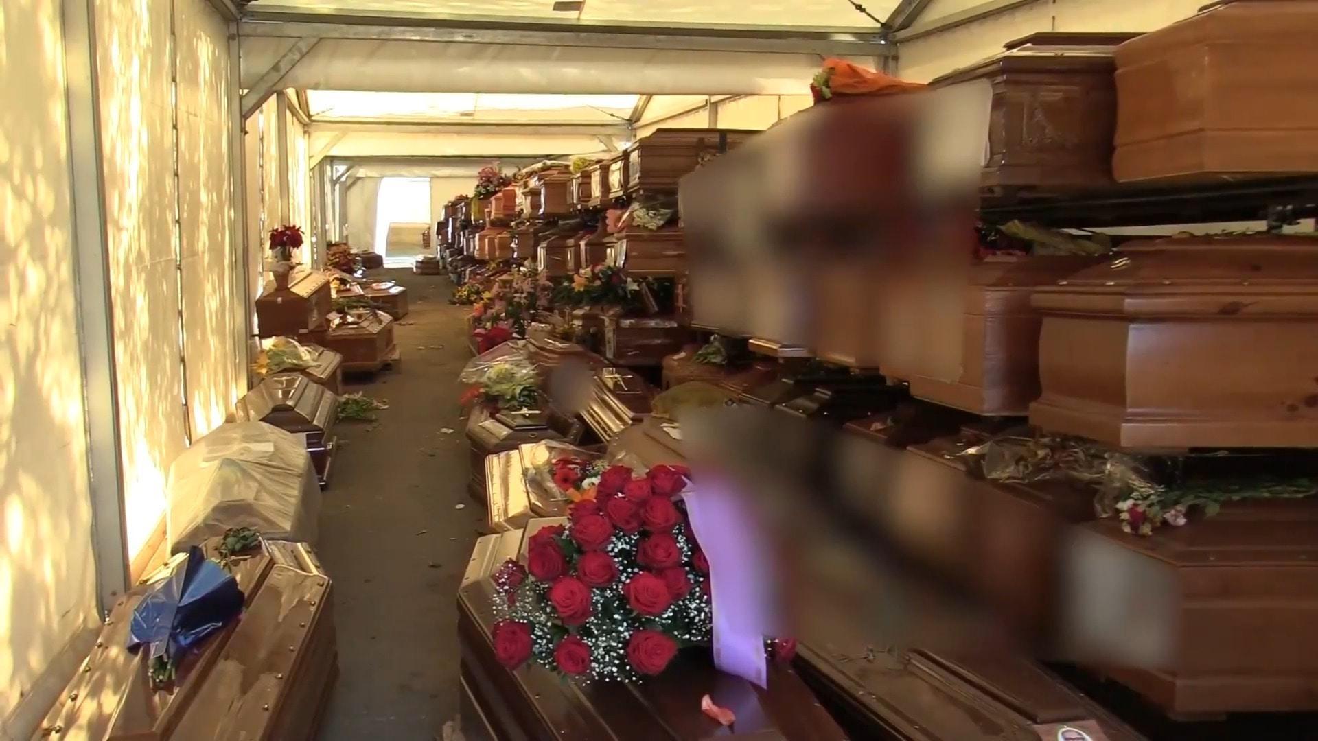 Italy Palermo cemetery stores coffins in tent as hundreds await burial
