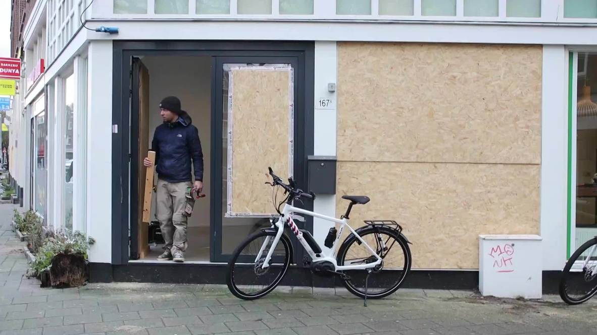 Netherlands: Rotterdam wakes up to broken glass and boarded up windows after 3rd night of anti-curfew unrest