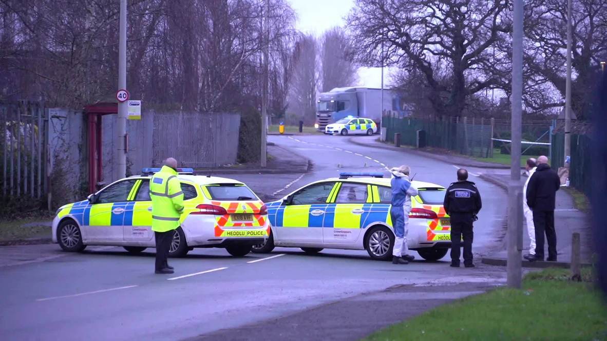 UK: Bomb squad on scene after 'suspicious pkg' forces evacuation of Wrexham COVID vaccine plant