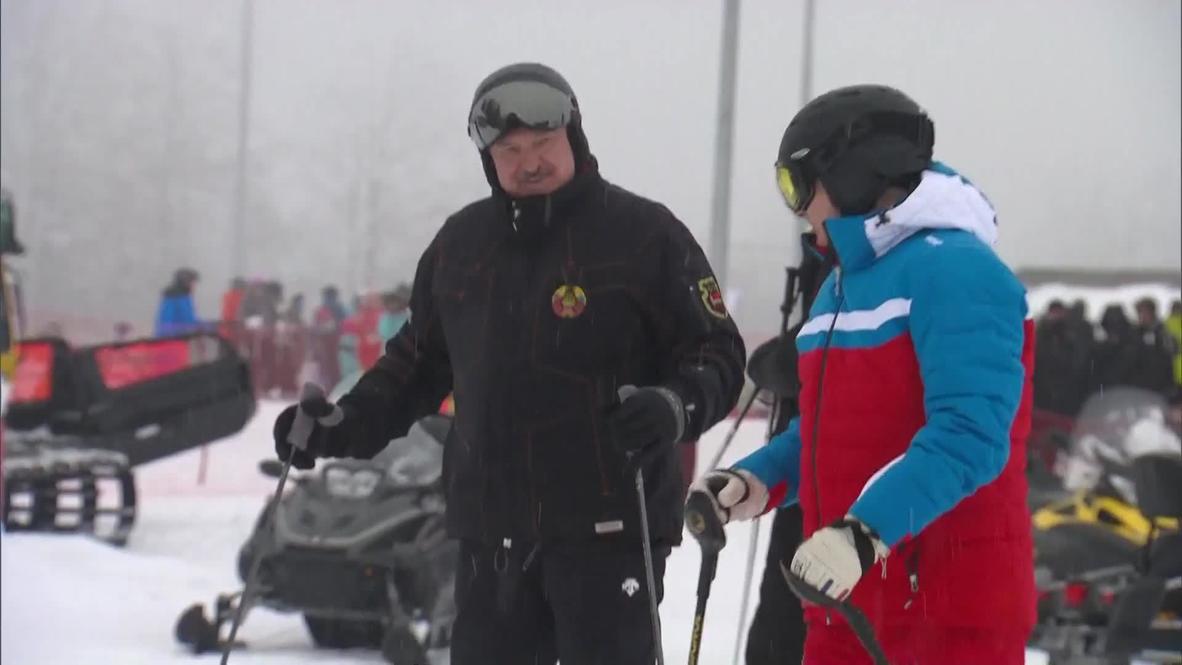 Russia: Putin and Lukashenko go skiing, snowmobiling in Sochi