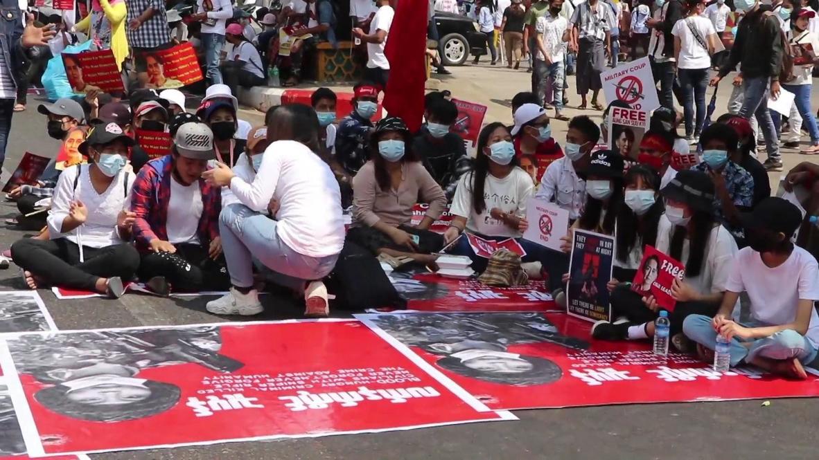 Myanmar: Demonstrators rally in Yangon to decry killing of 16 y/o protester