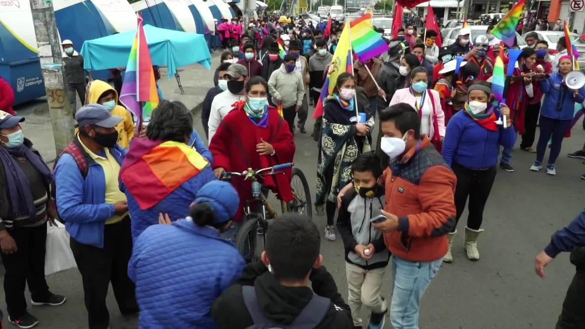 Ecuador: Indigenous communities march to Quito in 'March of democracy'