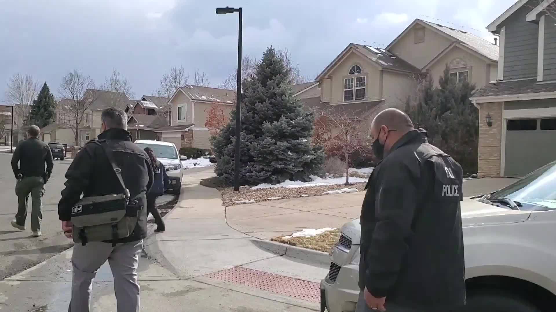 USA Boulder police visit hometown of Colorado shooting suspect Video Ruptly