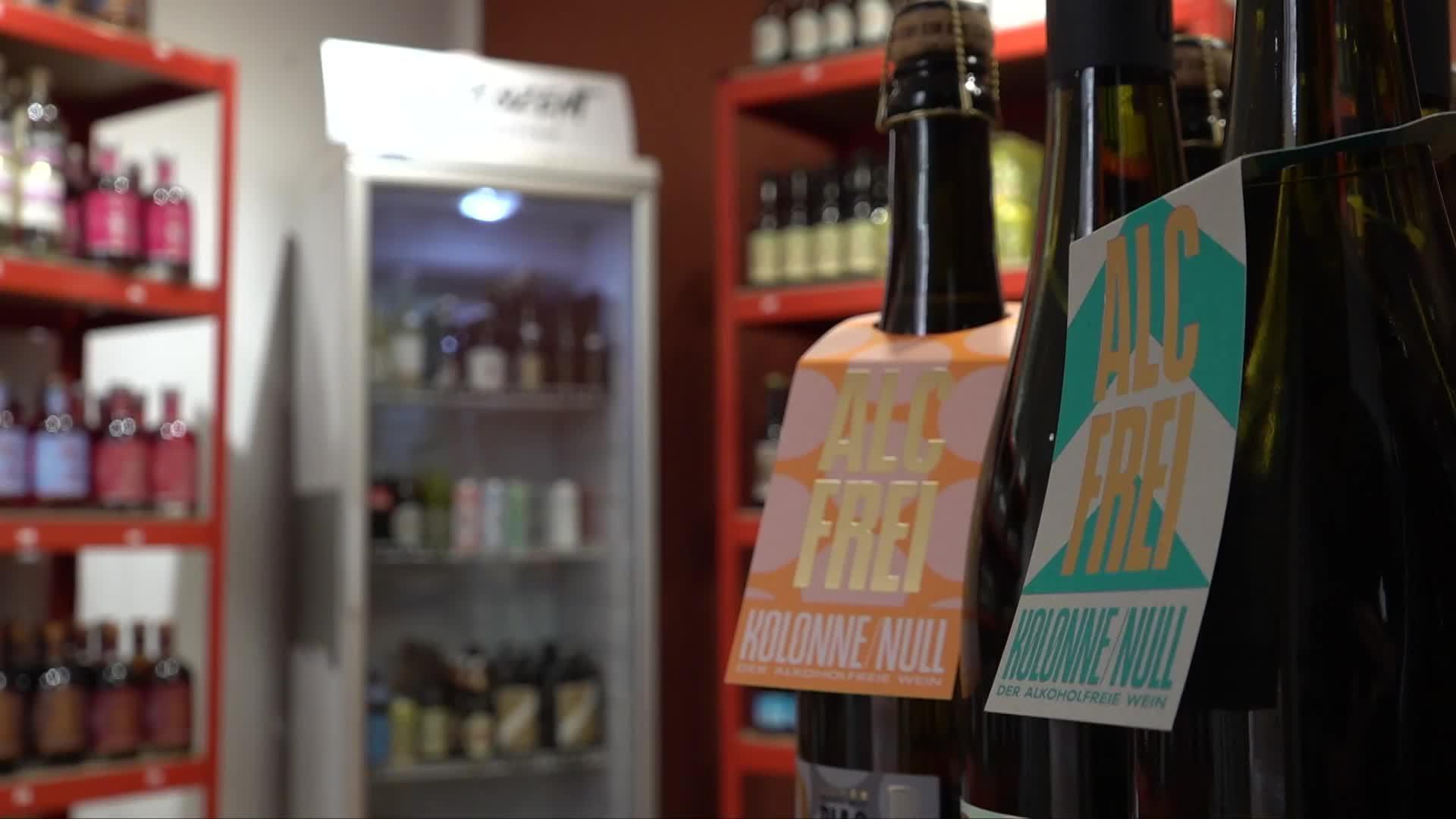 No hangovers! Germany's first alcoholfree corner shop opens in Berlin