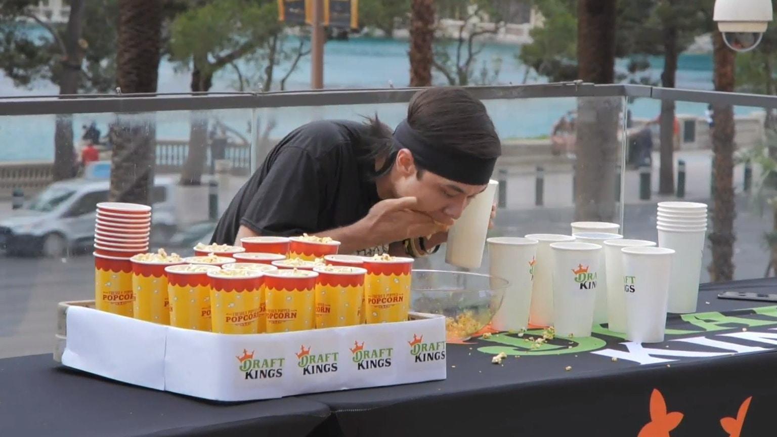 USA Matt Stonie world popcorn eating champion at Las Vegas competition Video Ruptly