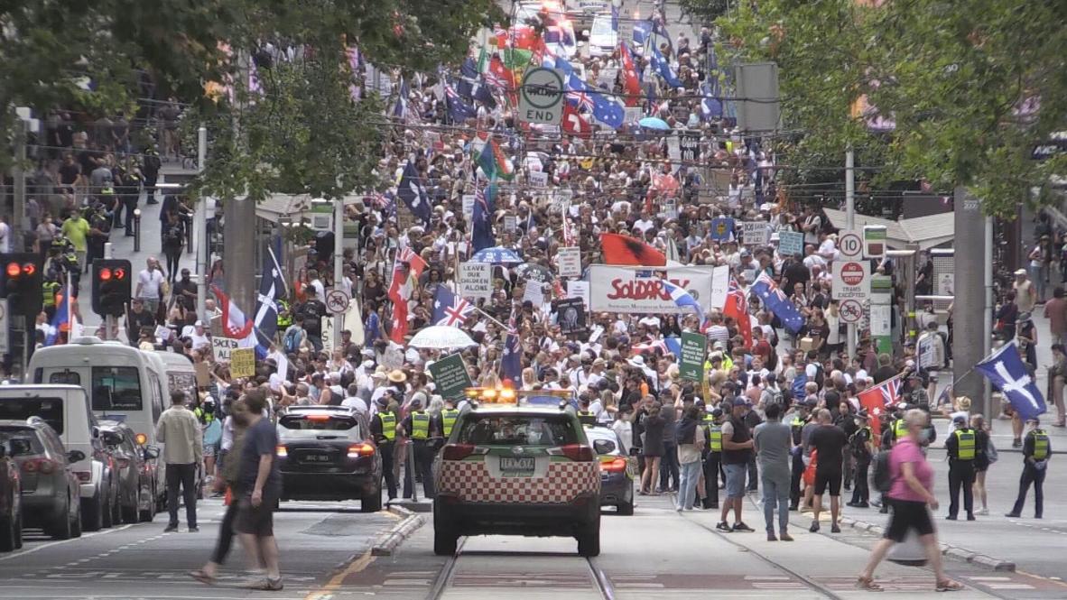 Australia Thousands protest vaccine mandate in Melbourne