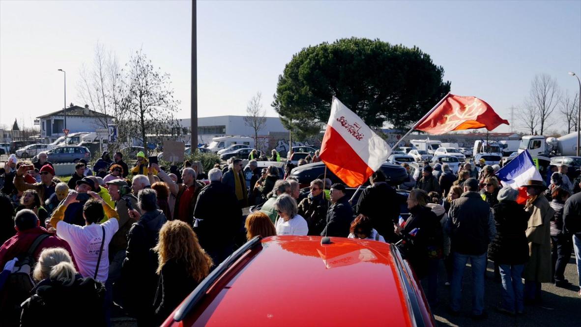 France: 'French Convoy' leaves Toulouse towards Brussels ahead of rally against vaccine mandate