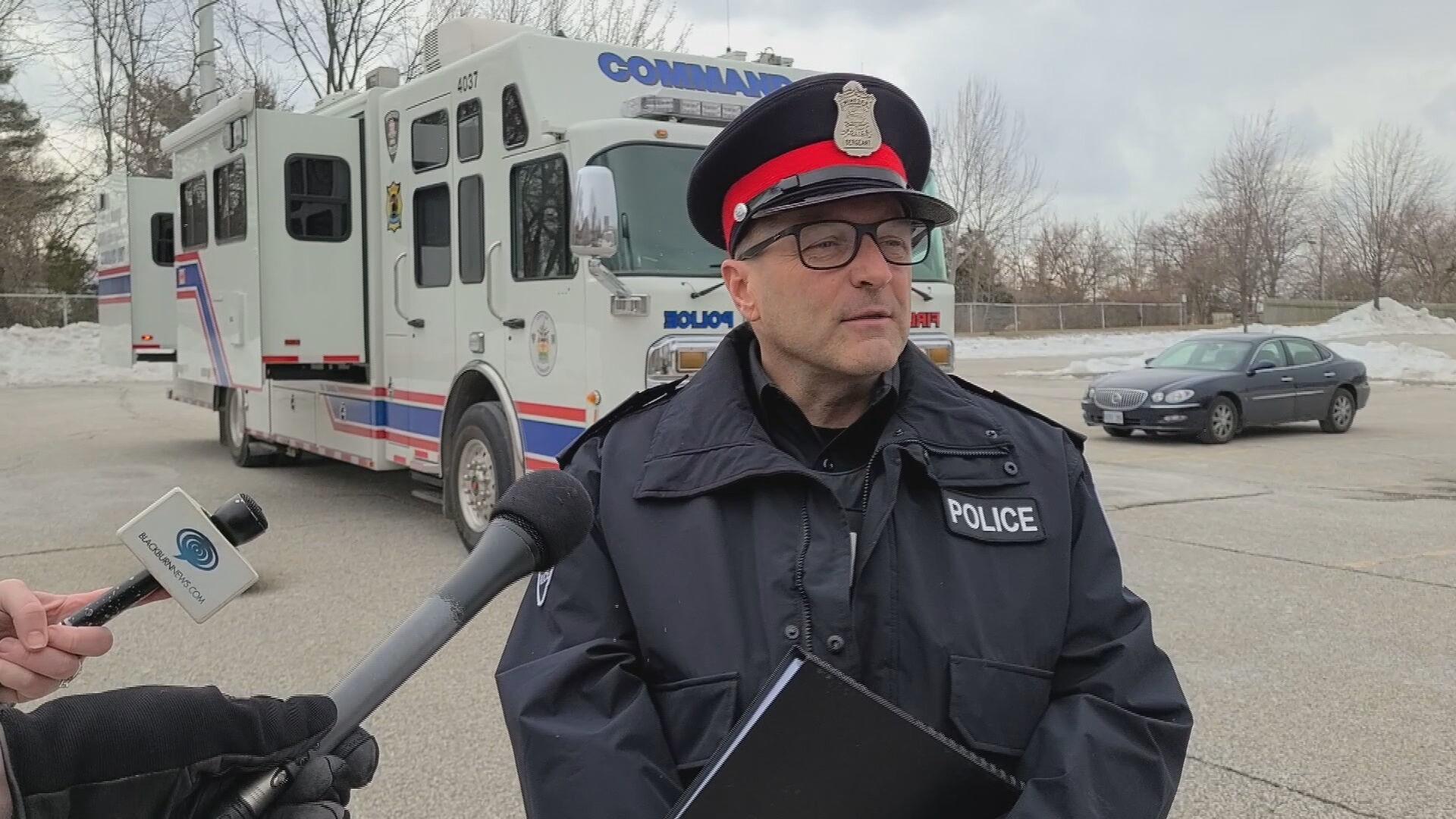 Canada 'Around 12 arrested' Windsor police on Ambassador Bridge