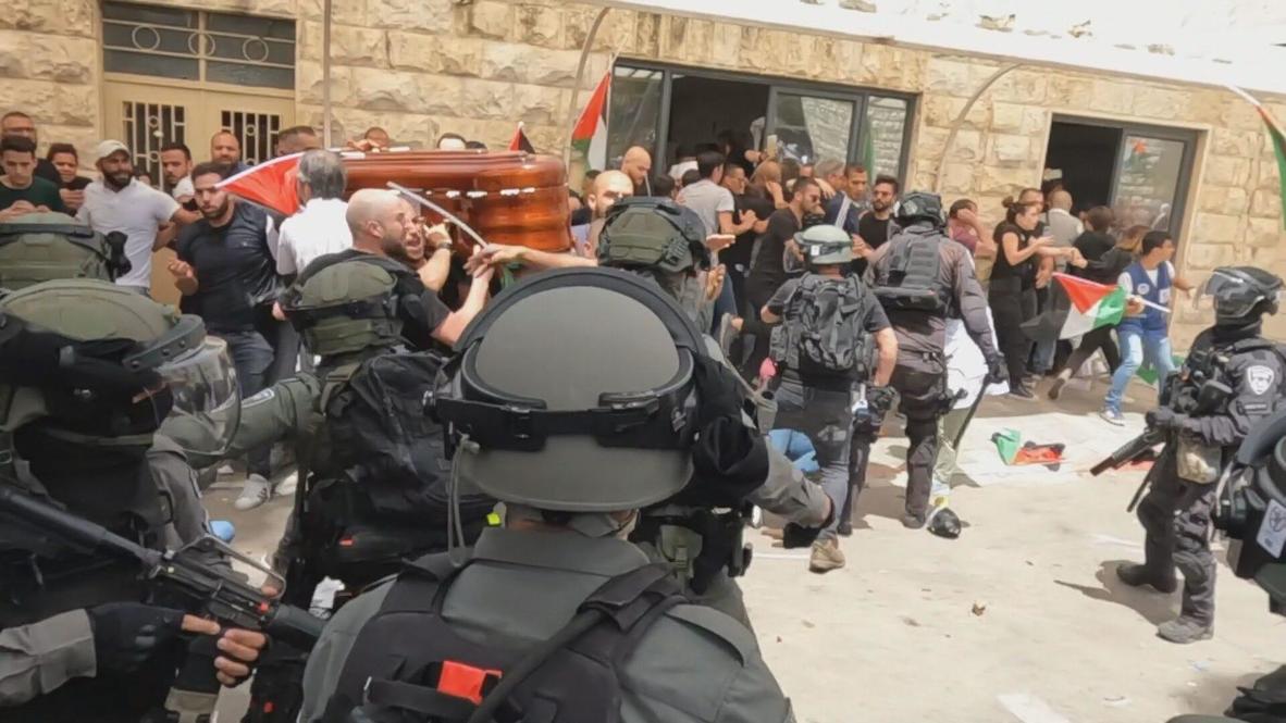 State of Palestine: Clashes erupt as police charge at mourners during Shireen Abu Akleh’s funeral
