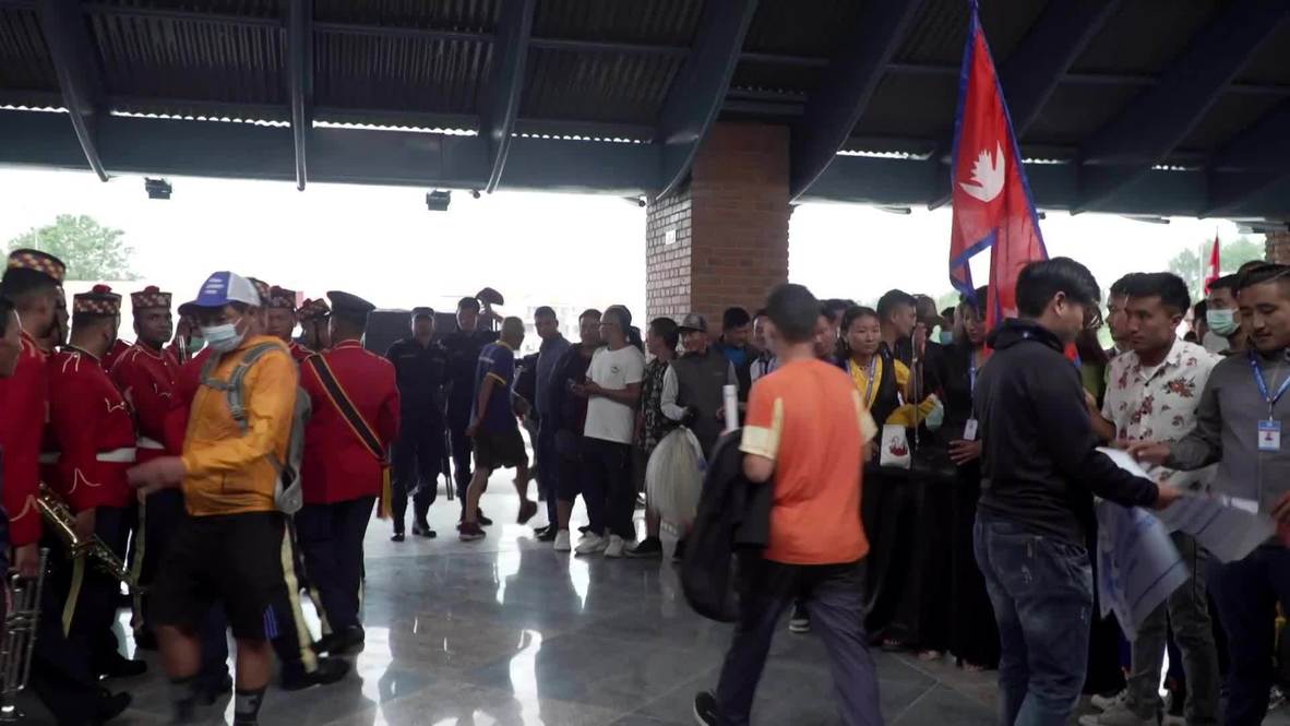 Nepal: Mountaineer Sanu Sherpa who set world record receives warm welcome in Kathmandu
