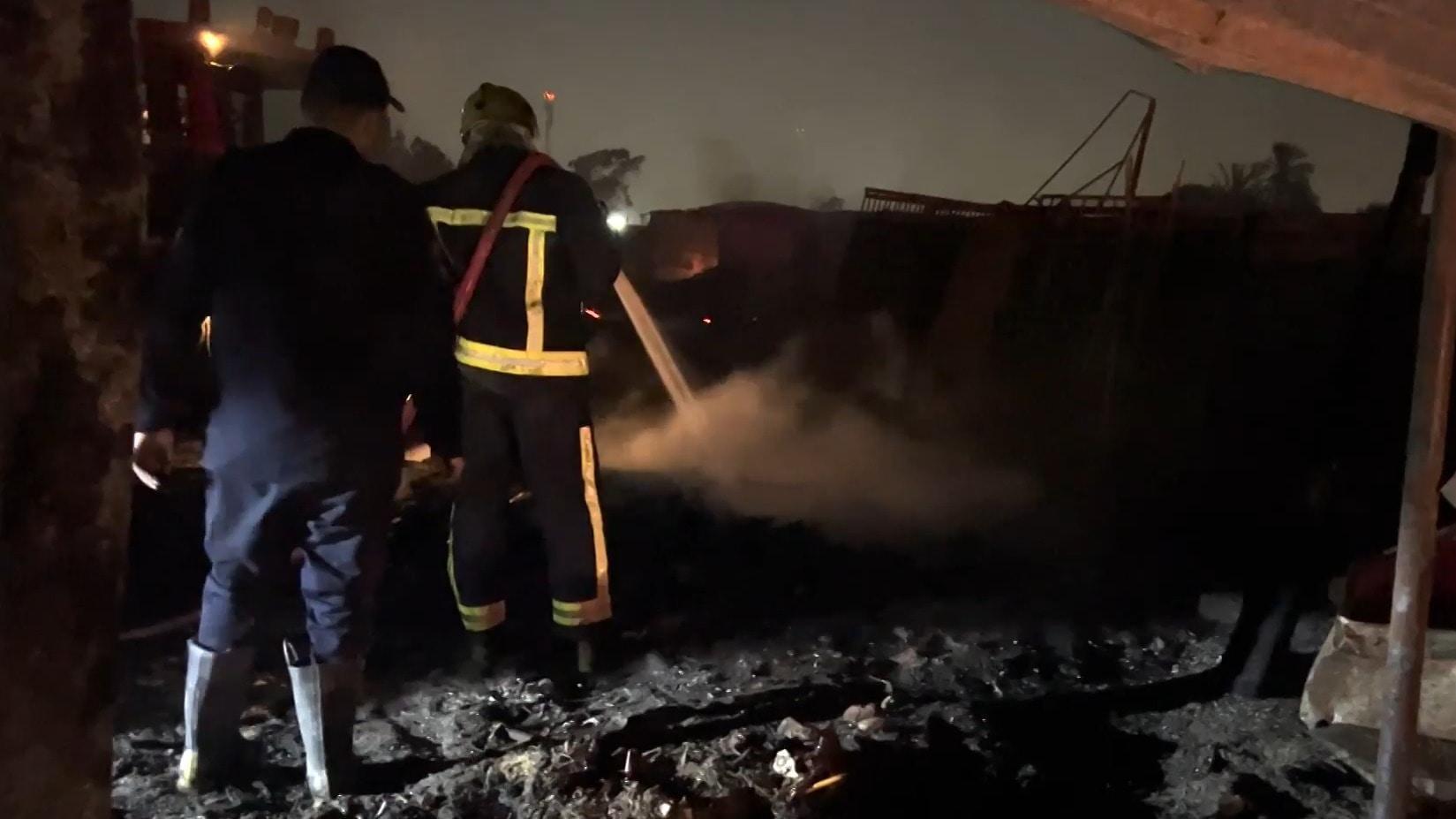 Egypt Firefighters battle blaze in village outside Giza Video Ruptly