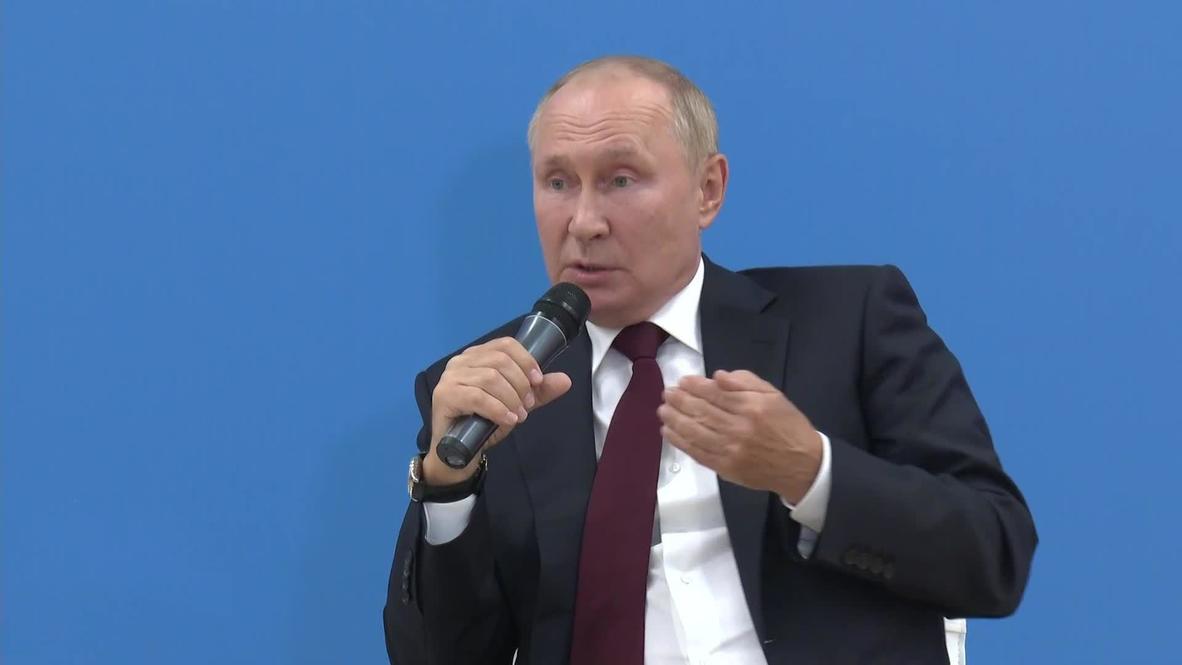 Russia: Diligence is a talent, don’t be a ‘rubber butt’ - Putin advises schoolchildren on success