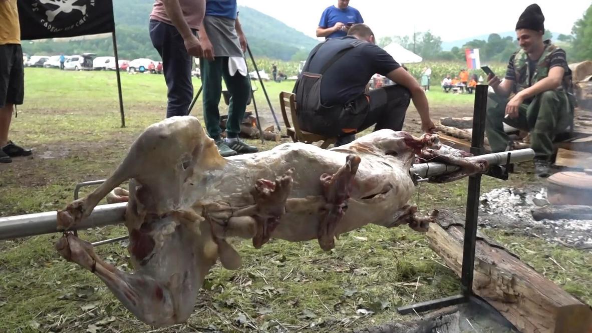 Serbia: 'Our testicles are the best!' - Unusual world cooking championship held in Lunjevica