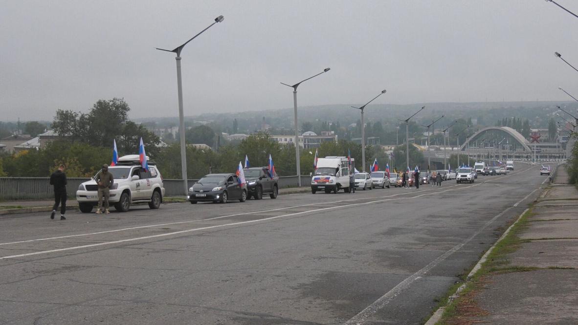 LPR: Lugansk holds car rally in favour of referendum on joining Russia