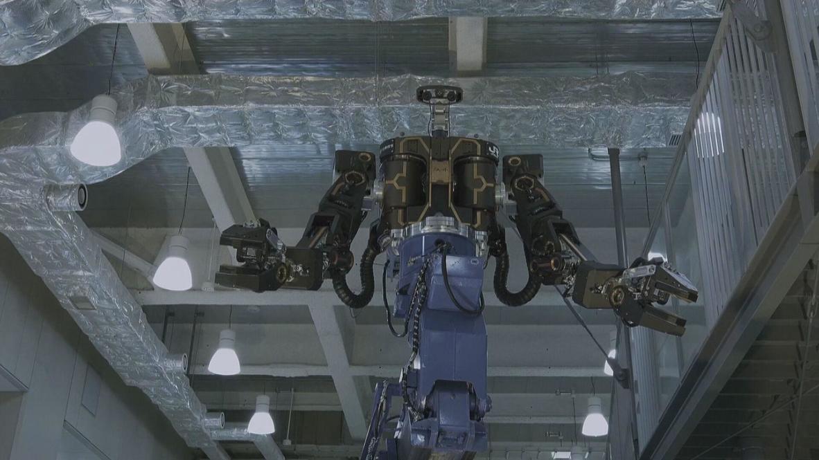 Japan: The iron giant - Startup creates enormous remote-controlled robot to replace human construction workers