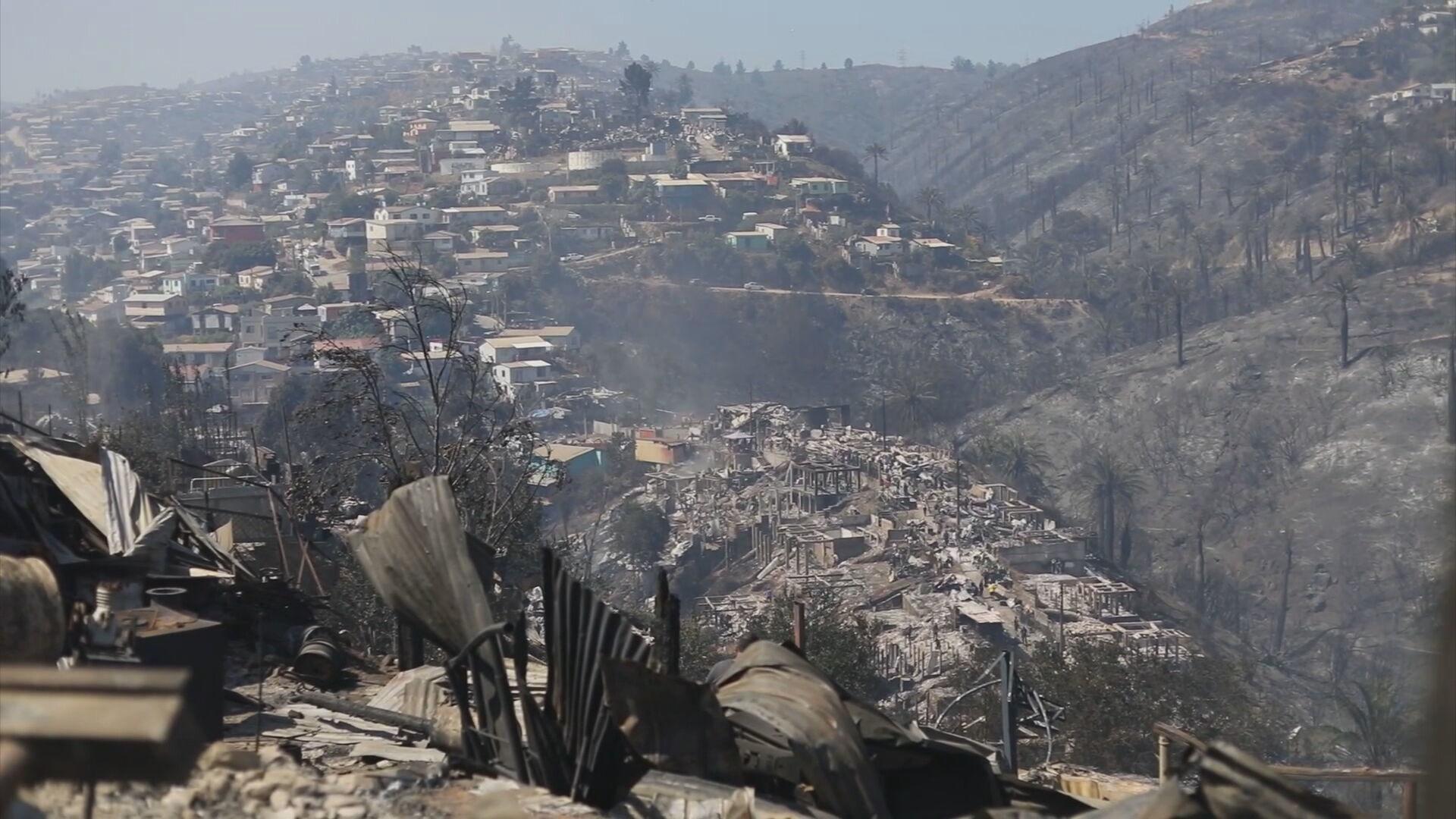 Chile Massive fire kills at least two in Vina del Mar with authorities