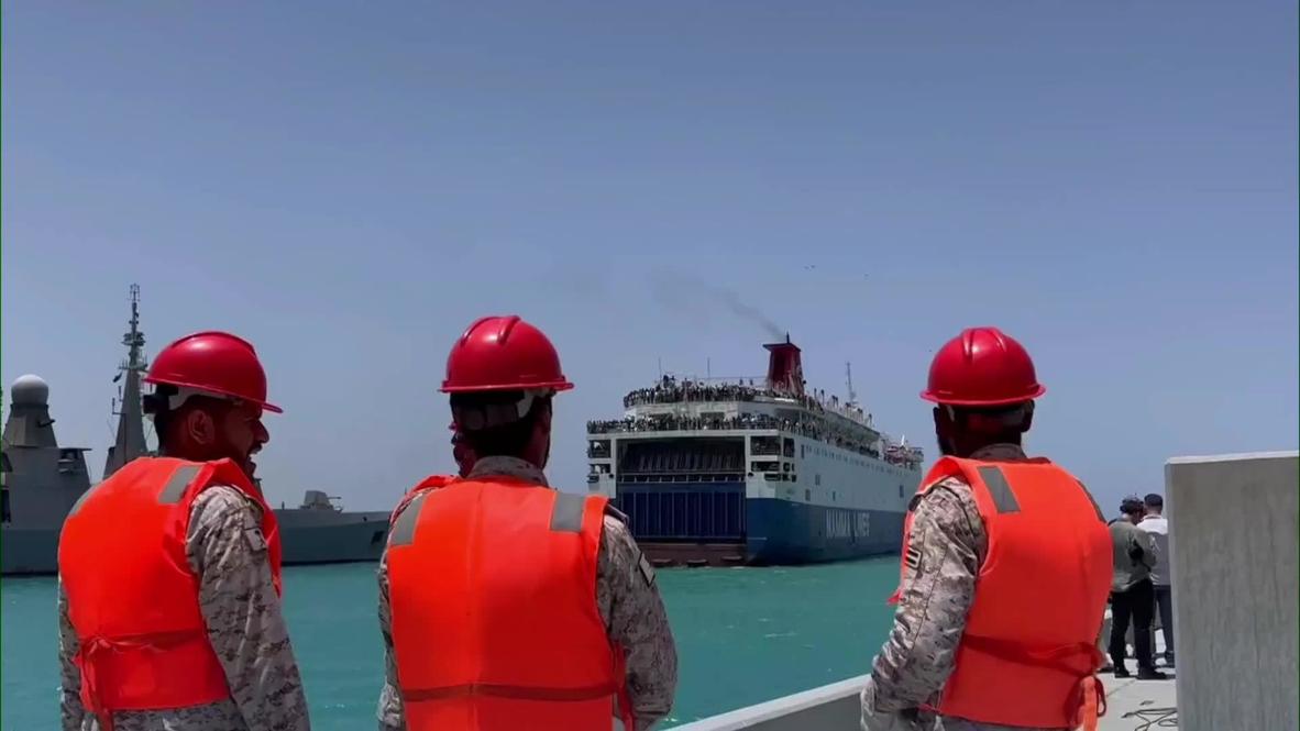Saudi Arabia Around 2400 evacuees arrive on 2 ships at Jeddah port from conflictridden Sudan