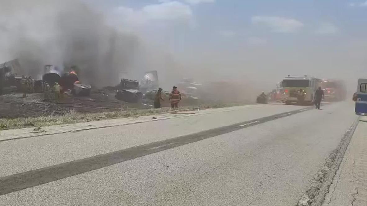 USA Aftermath of multiple crashes, pileups as dust storm on Illinois