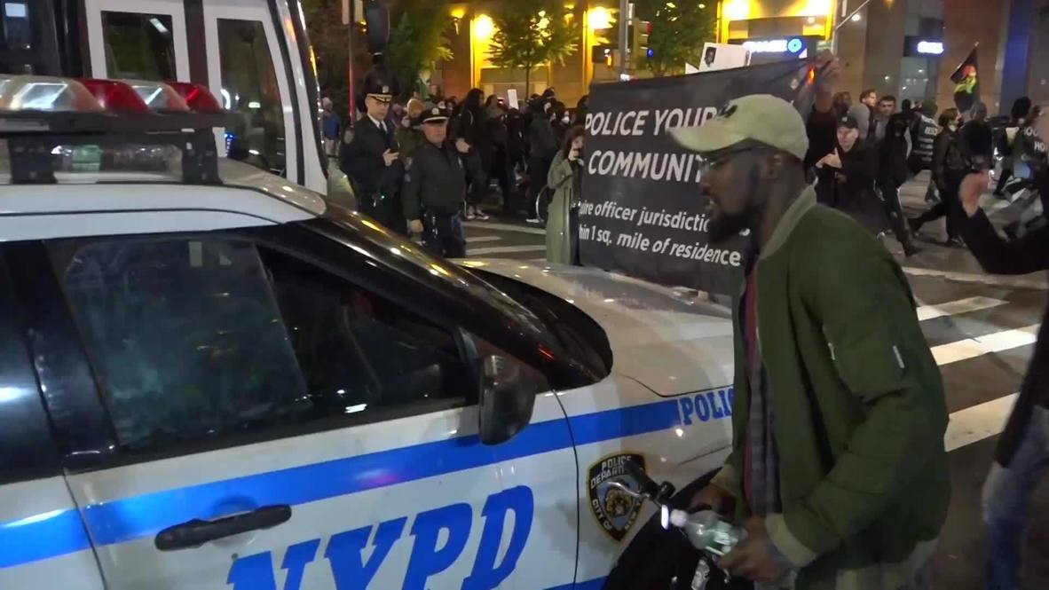 USA 'NYPD don't care about black people' Rally in NYC after homeless