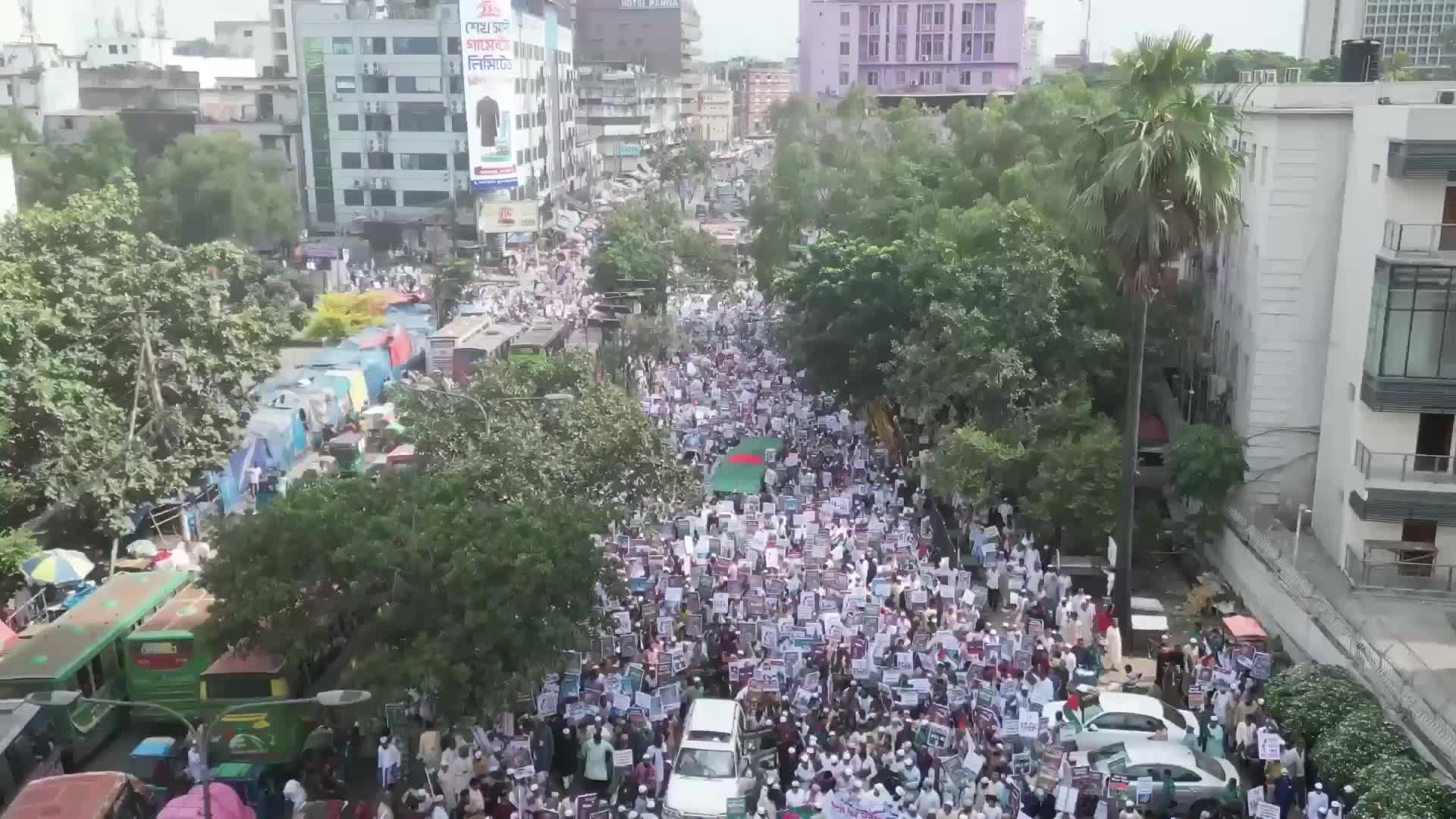 'We cannot sleep anymore' - Dhaka erupts in massive show of support for Gaza