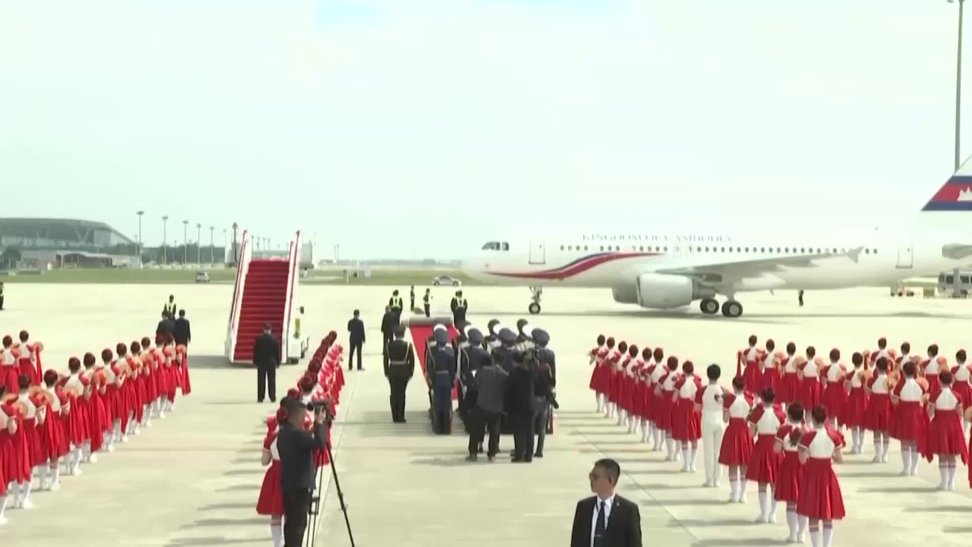 Welcome to China! Cambodian PM Hun Manet touches down in Tianjin ahead of SCO summit