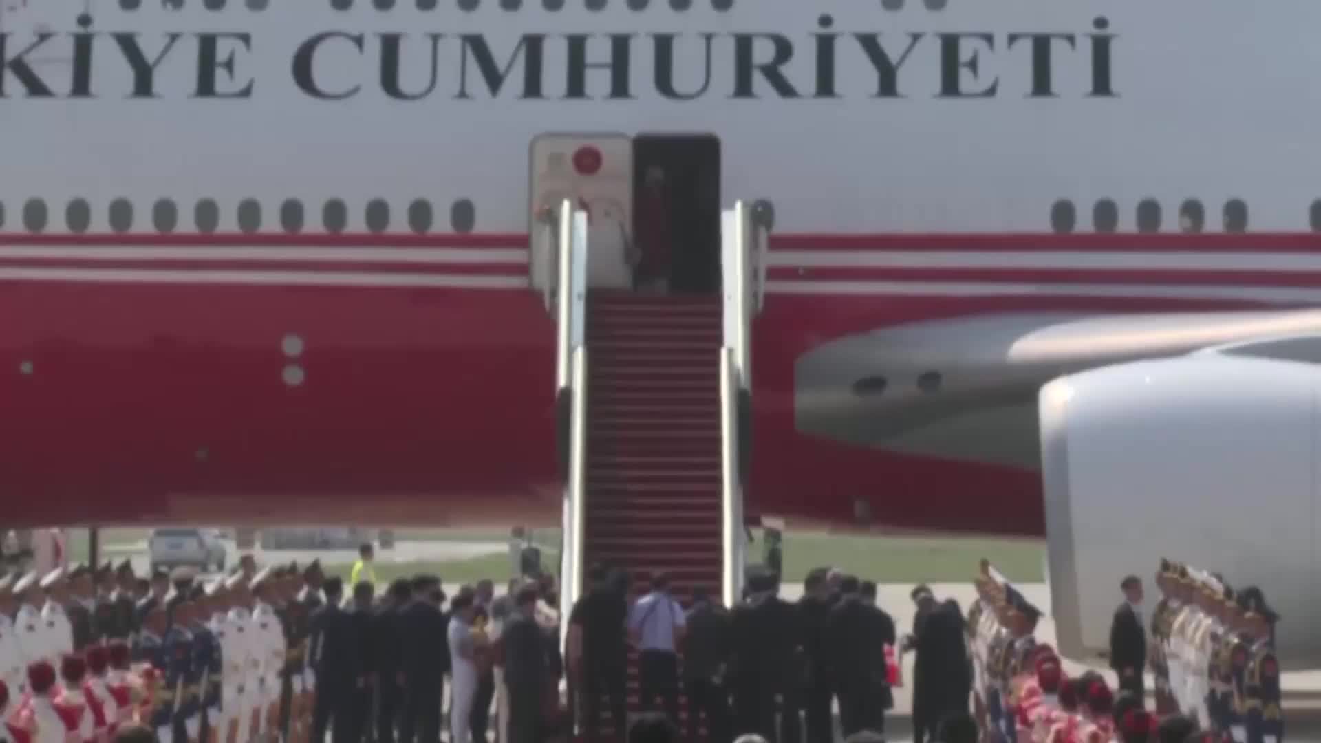 Touch down! Turkey's Erdogan arrives in Tianjin to participate in landmark SCO summit