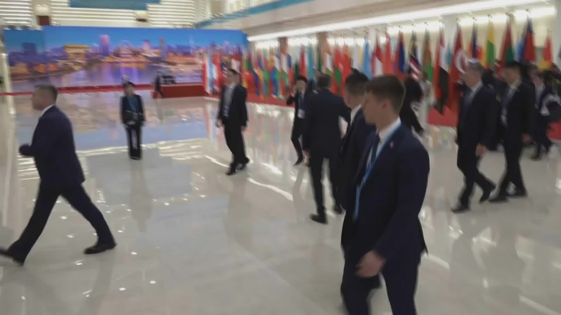 Hearty welcome! Russian folk song 'Kalinka' plays for Putin at SCO summit in Tianjin