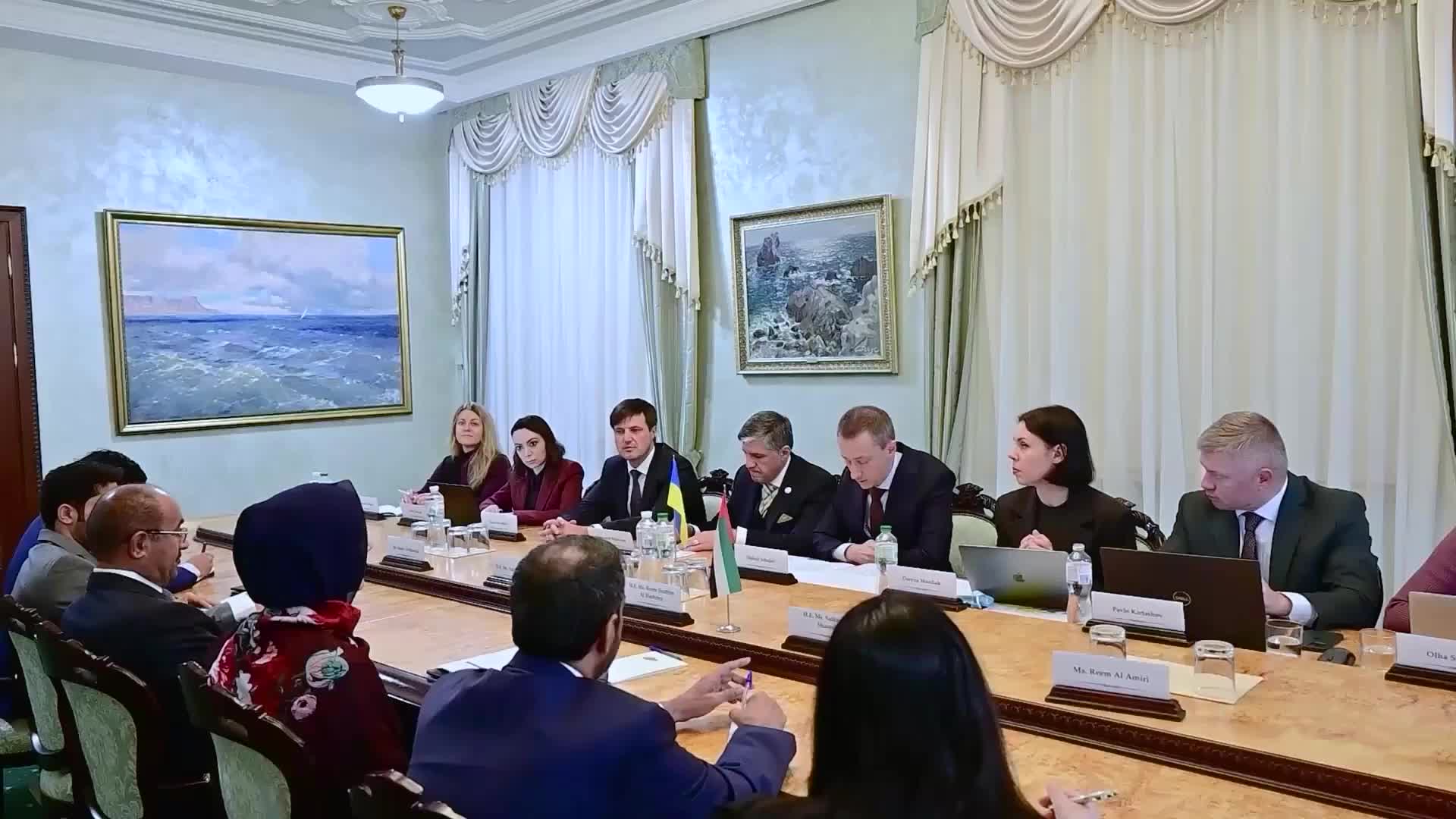Strengthening strategic partnership - UAE's Al Hashimy holds meetings in Kiev, witnesses signing of $5 million partnership agreement