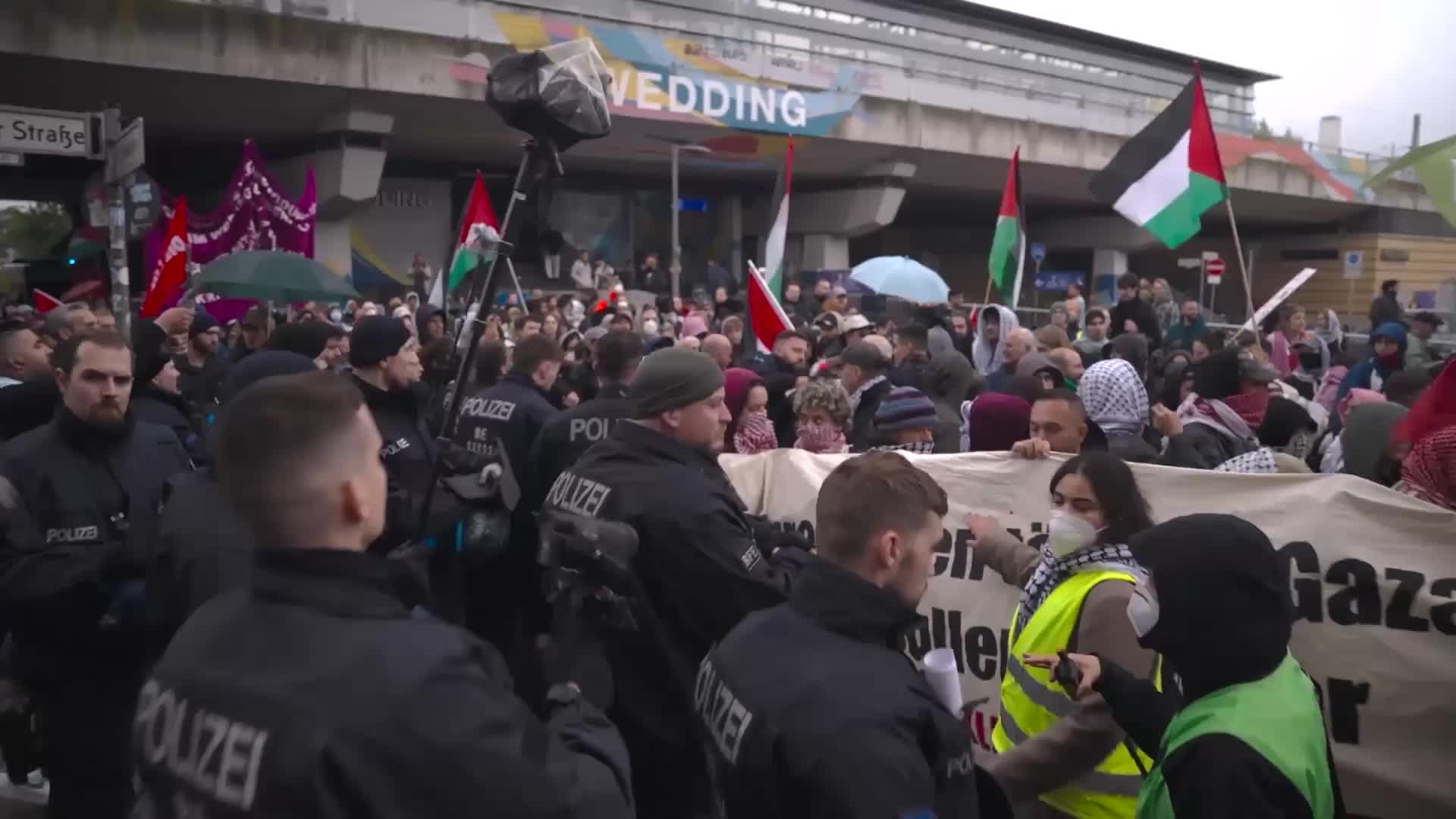 'Germany NEVER stood for peace, it's the major warmonger in Europe!' - Activists march in Berlin against new Rheinmetall ammunition factory