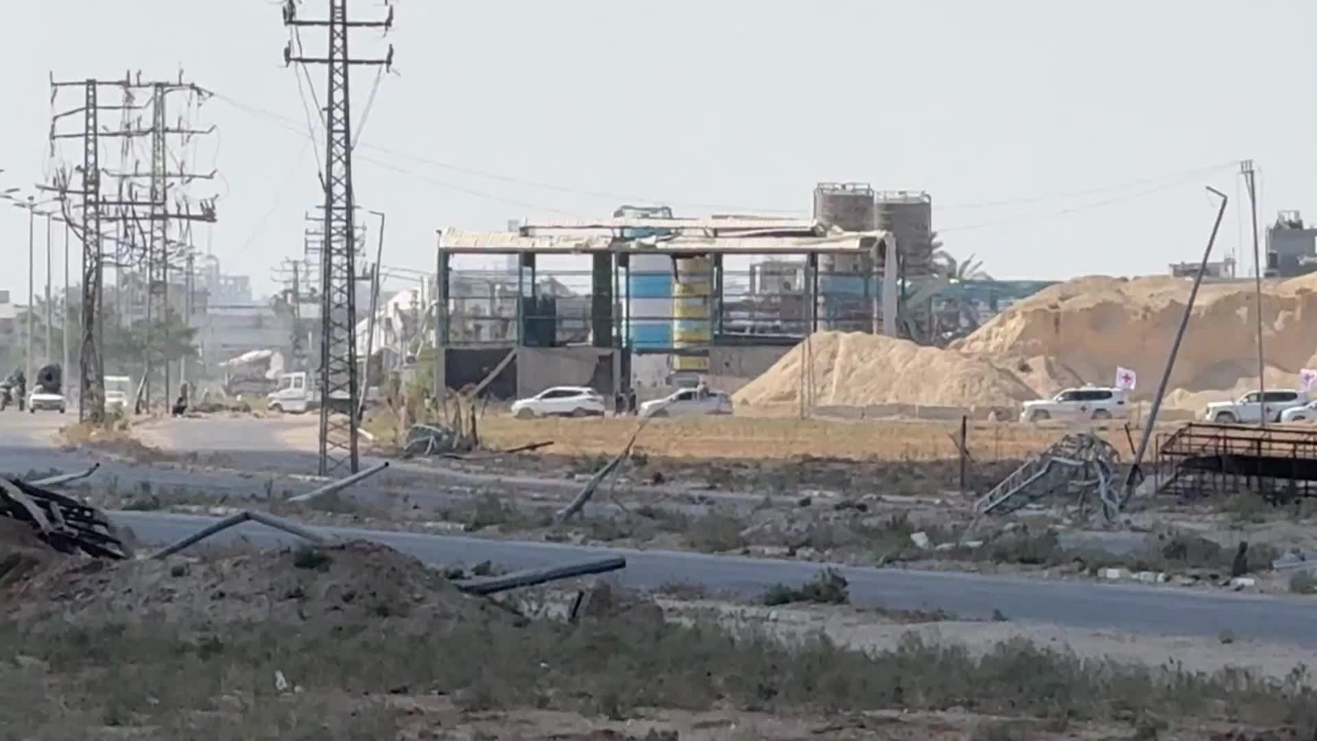 Final 13 - Red Cross vehicles transport second and final group of Israeli hostages back towards Israel