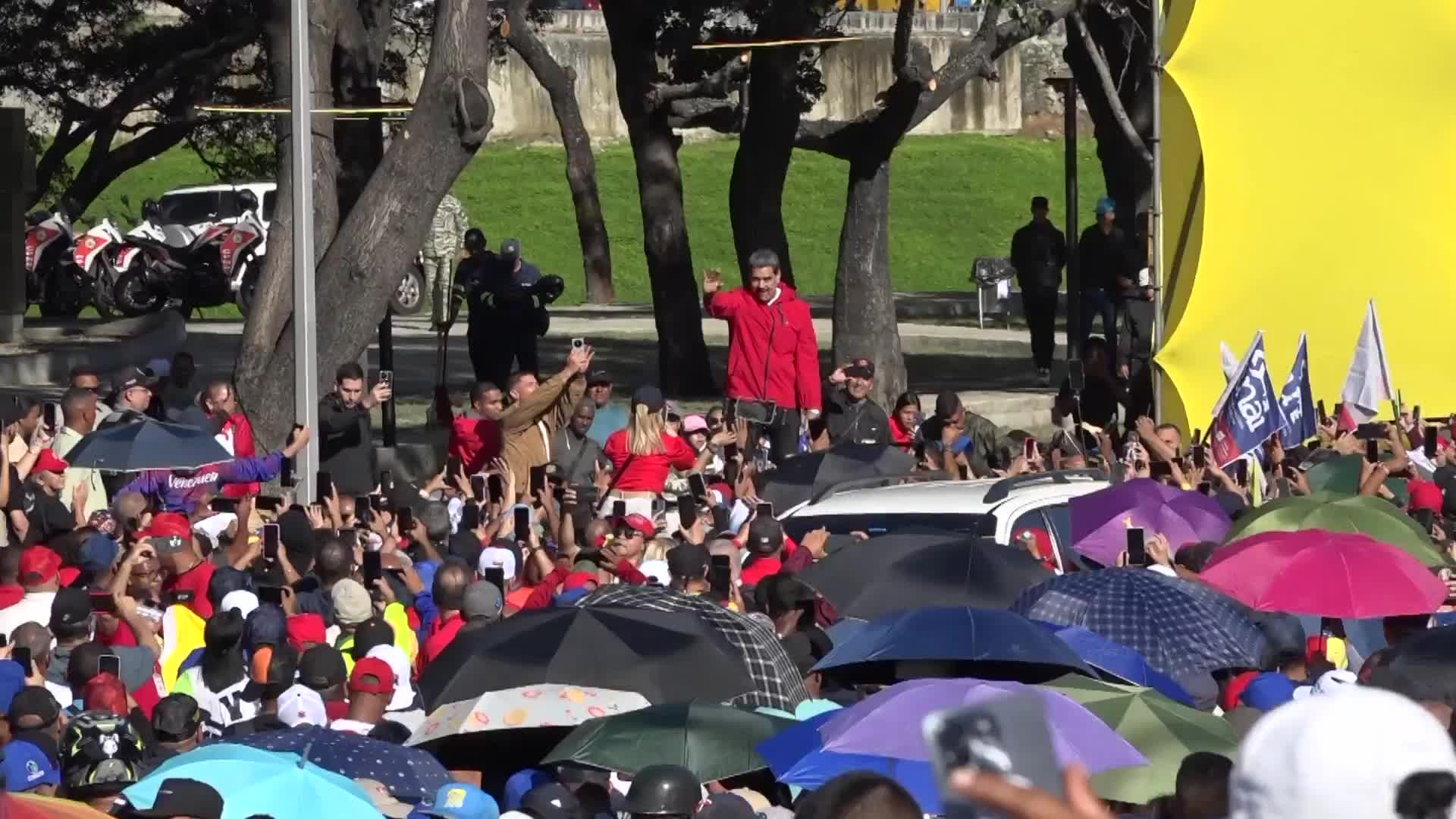 'Nobody surrenders!' – Maduro warns 'imperialists' that they will not break 'indomitable' Venezuelan people in march for Indigenous Resistance Day