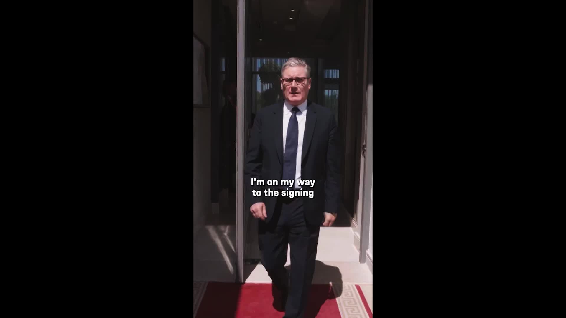 'Ready to play our part' - Starmer arrives for 'truly historic' Gaza peace summit in Sharm el-Sheikh