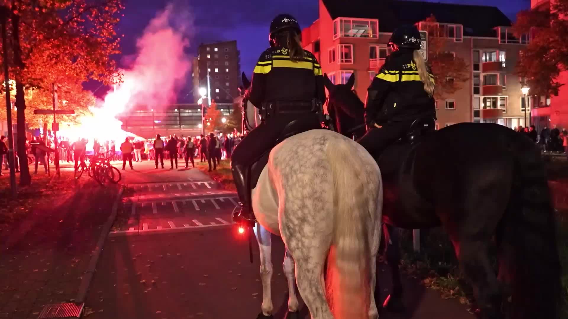 'Stop blaming immigrants for our problems!' - Dozens rally in Houten backing new asylum seekers' centre