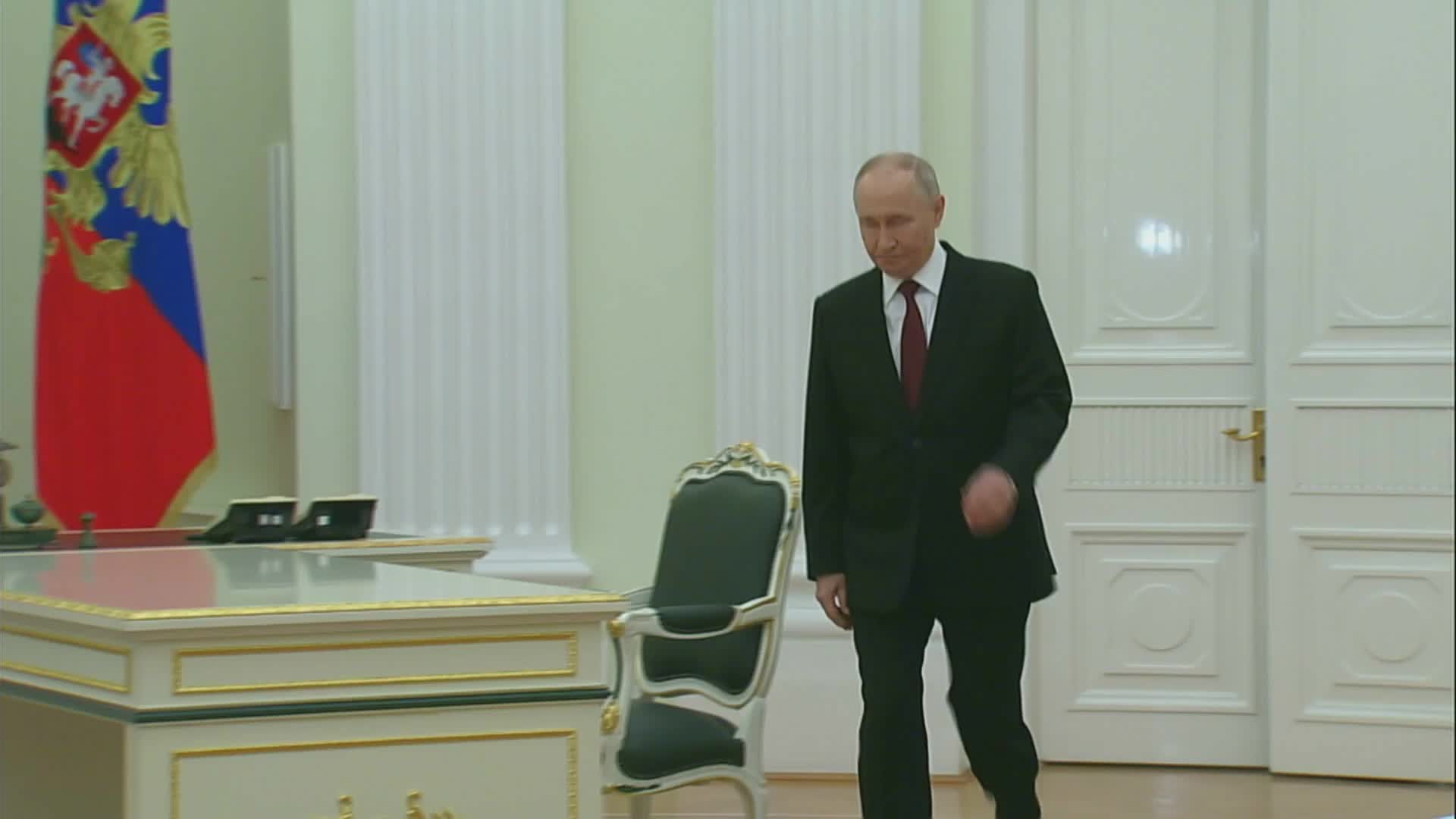 "У нас сложилась такая атмосфера, которая позволяет нам откровенно разговаривать" - Путин на встрече с Орбаном