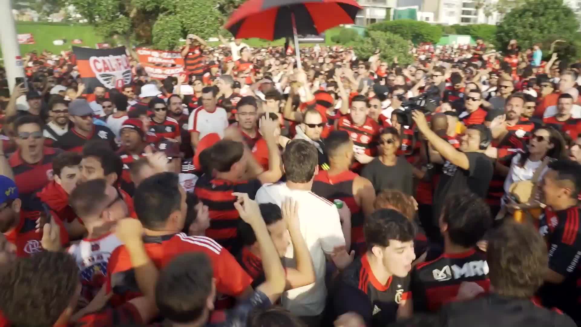 'We're the powerhouse!' - Massive crowd of Flamengo fans gather in Lima ahead of Copa Libertadores final against Palmeiras
