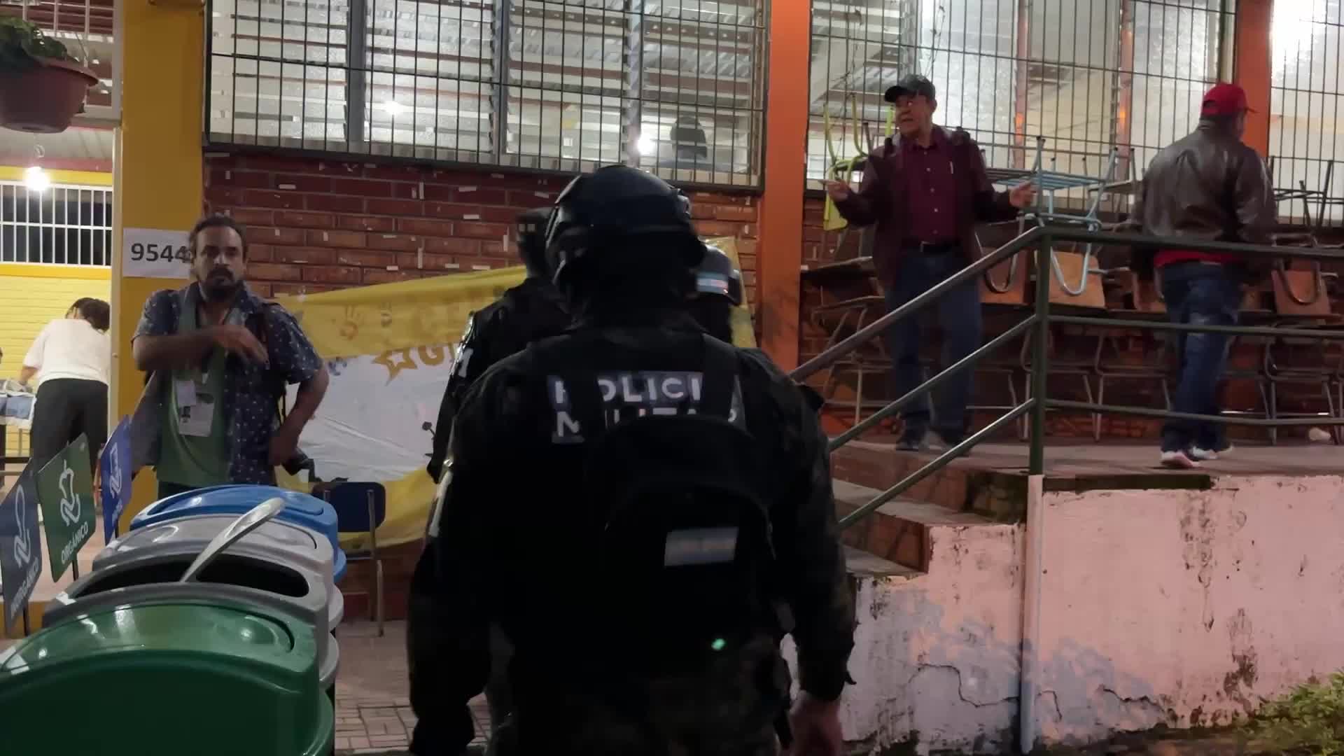 Polling stations open - Police guard ballots transportation as pres elex kick off in Honduras amid criticism over foreign 'interference'